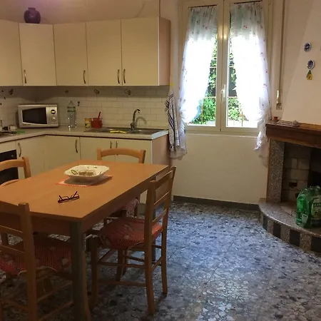 Casa Nina - A 3 Km Dal Mare Di Bosa Appartement