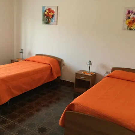 Casa Nina - A 3 Km Dal Mare Di Bosa