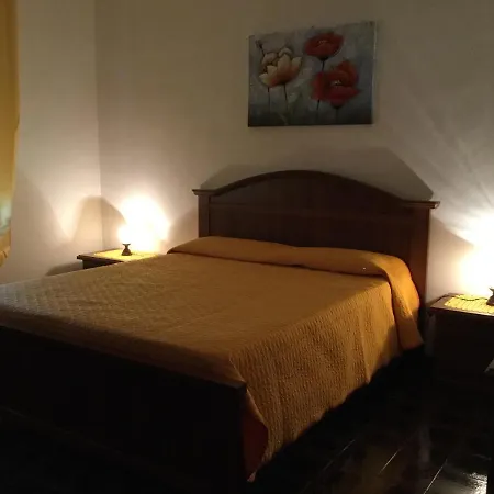 Casa Nina - A 3 Km Dal Mare Di Bosa Appartement